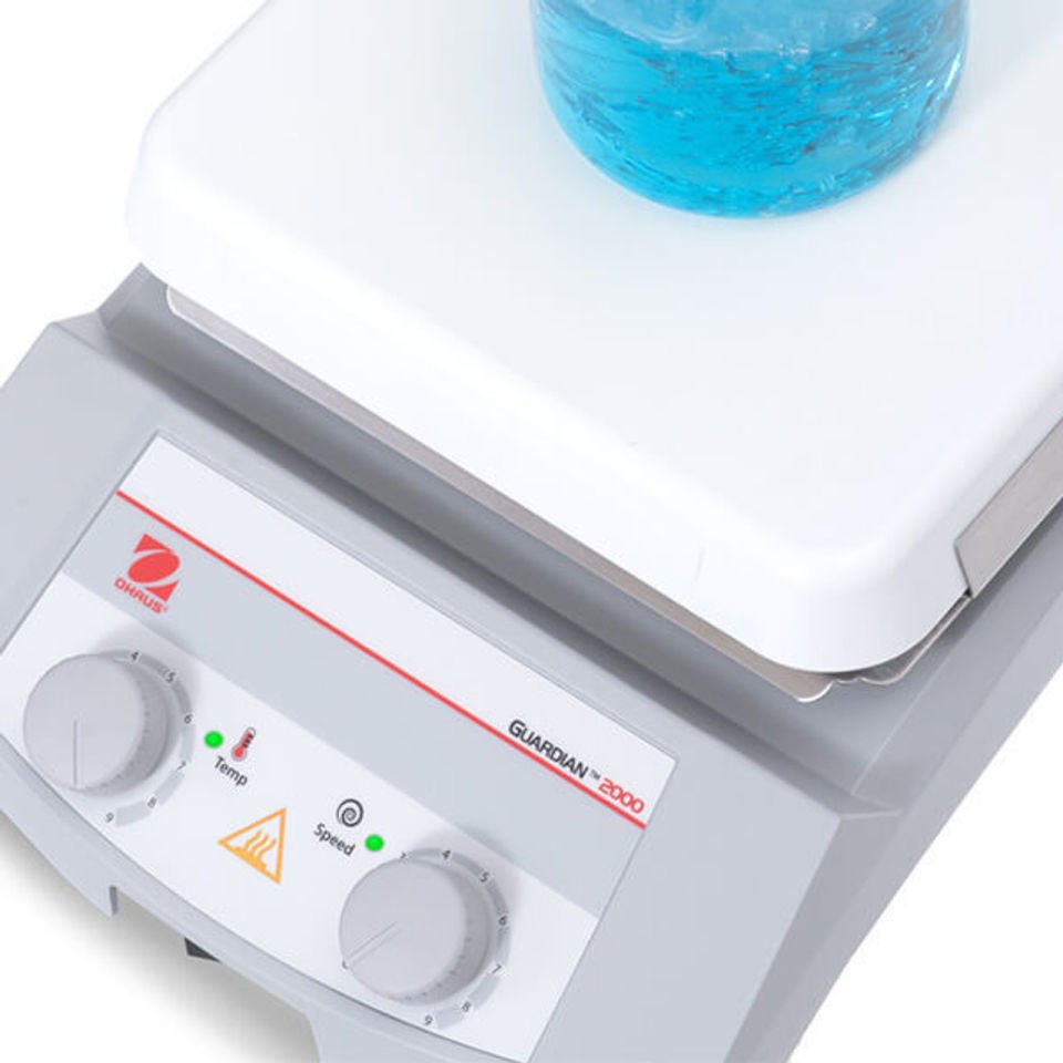 Ohaus Guardian 2000 Serisi e-G21HS07C Model Analog Isıtıcılı Manyetik Karıştırıcı, 200-1600 rpm, 70-500°C, 15L Kapasite, 178 mm x 178 mm Seramik Plate