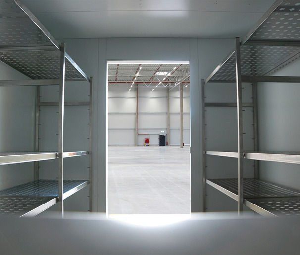 Binder WIC1 Model Girilebilen Stabilite Test Kabini, 12530 Litre, 10 - 50°C, Klimalı
