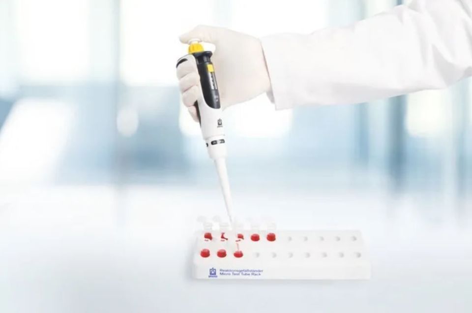 Brand Transferpette® S D-100 Model 10 - 100 µl Tek Kanallı Ayarlanabilir Mikropipet