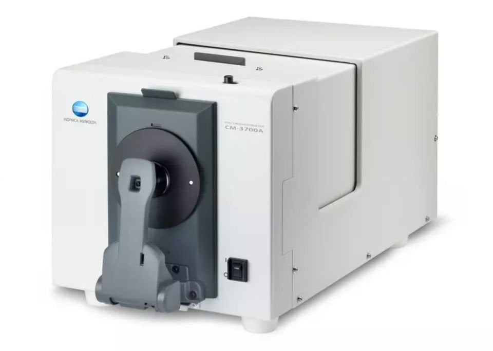 Konica Minolta CM-3700A Model Masa Üstü Renk Ölçer (Spektrofotometre)