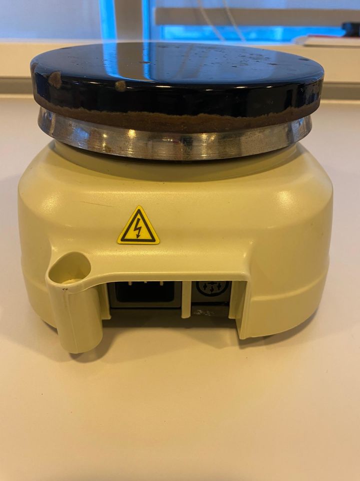 Weightlab WN-H320 Model Dijital Isıtıcılı Manyetik Karıştırıcı, 200-2200 rpm, Ortam sıcaklığı - 320 °C (Yenilenmiş 2. el)