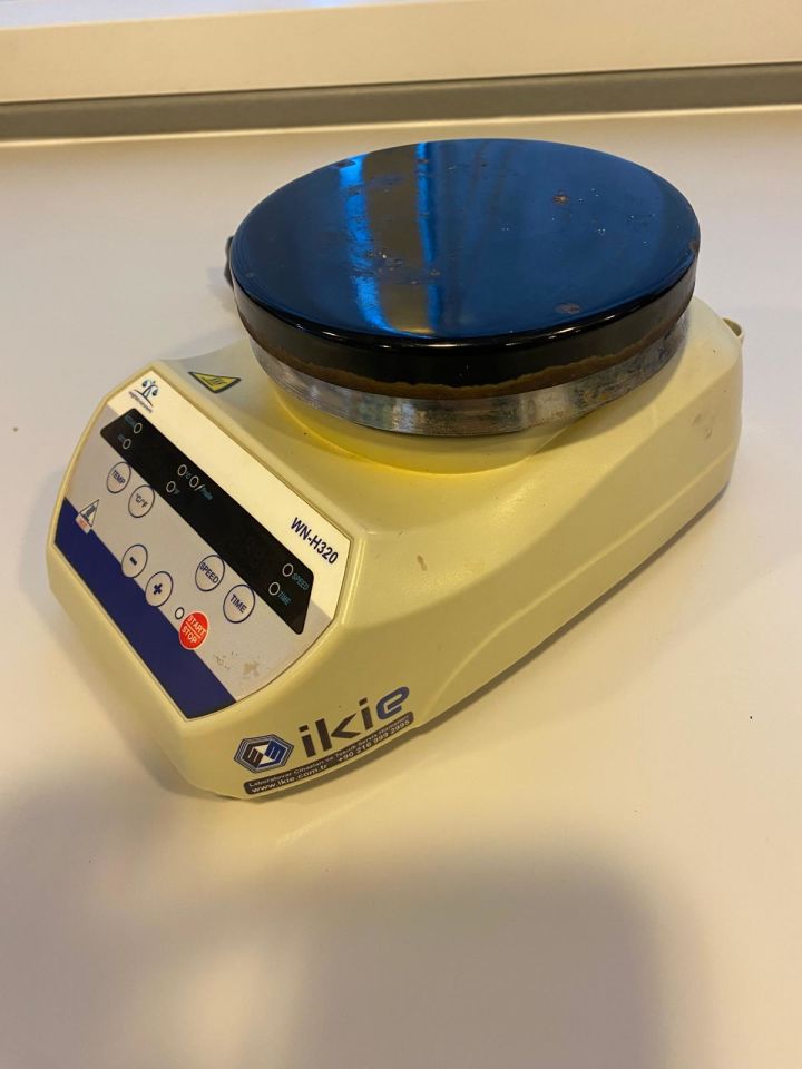 Weightlab WN-H320 Model Dijital Isıtıcılı Manyetik Karıştırıcı, 200-2200 rpm, Ortam sıcaklığı - 320 °C (Yenilenmiş 2. el)
