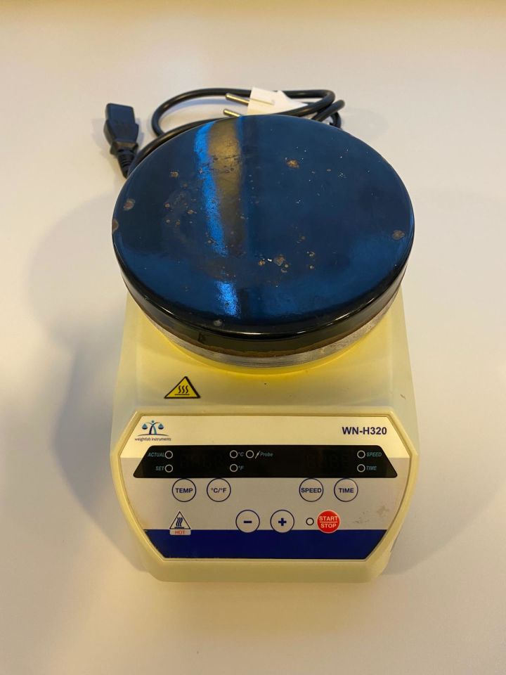 Weightlab WN-H320 Model Dijital Isıtıcılı Manyetik Karıştırıcı, 200-2200 rpm, Ortam sıcaklığı - 320 °C (Yenilenmiş 2. el)