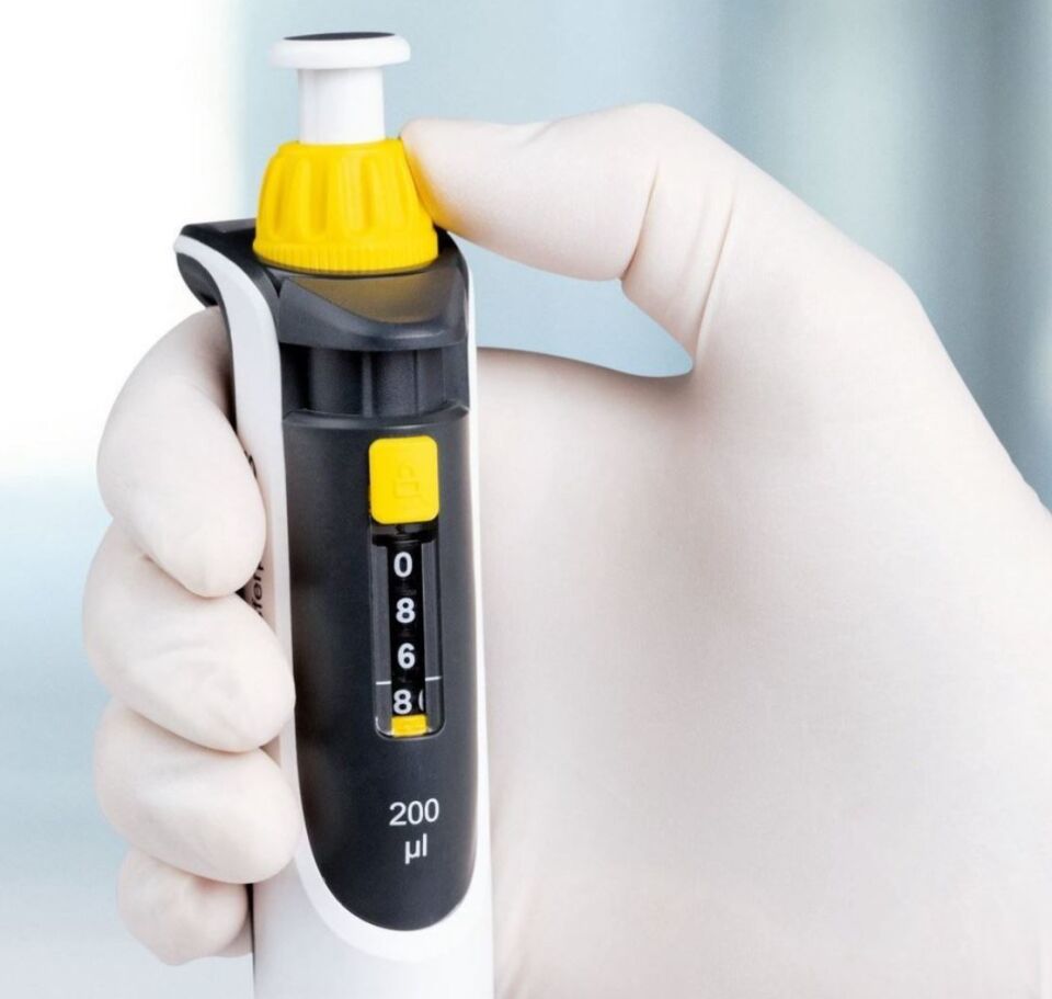 Brand Transferpette® S 705890 Starter-kit Micro Model Tek Kanallı Ayarlanabilir Mikropipet Seti, 3 pipet: D-2,5 (0,1-2,5µl), D-10 (0,5-10µl), D-100 (10-100µl)