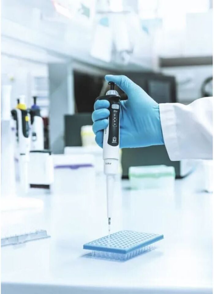 Brand Transferpette Pro Model 100 - 1.000 µl Tek Kanallı Ayarlanabilir Mikropipet (706880)