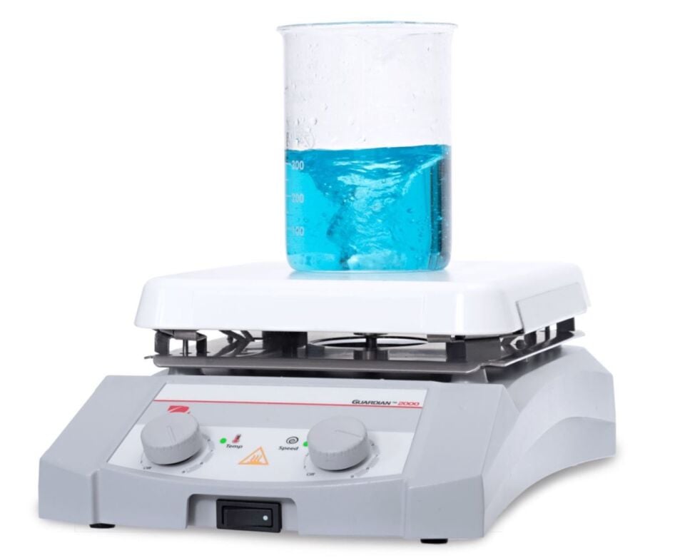 Ohaus Guardian 2000 Serisi e-G21HS04C Model Analog Isıtıcılı Manyetik Karıştırıcı, 200-1600 rpm, 70-500°C, 15L Kapasite, 102 × 102 mm Seramik Plate