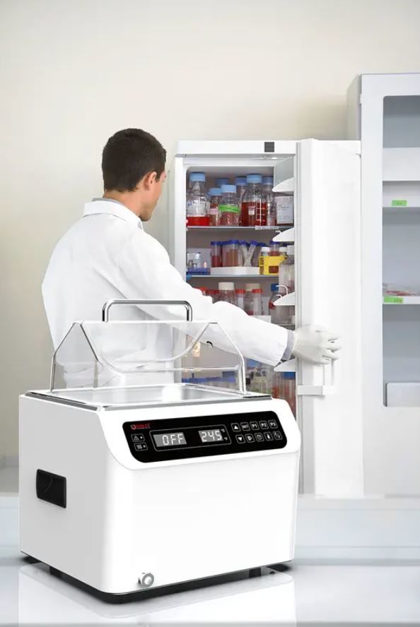 Four E's Scientific WB301 Model Dijital Su Banyosu, 13 Lt